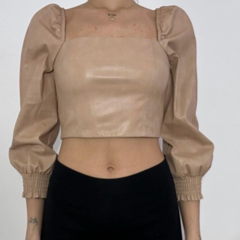 7 For all Mankind Faux Leather Puff Sleeve Crop Top L Cream Tan